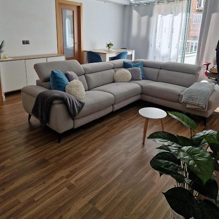 Quarto Com Banheiro Privado Em Apartamento Familiar Appartement Alicante Buitenkant foto